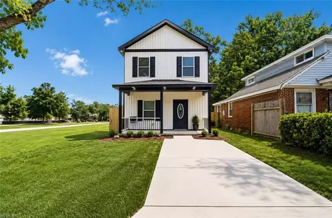 Exterior - 626 Day St, Hampton, VA 23661 photo 2 of 4
