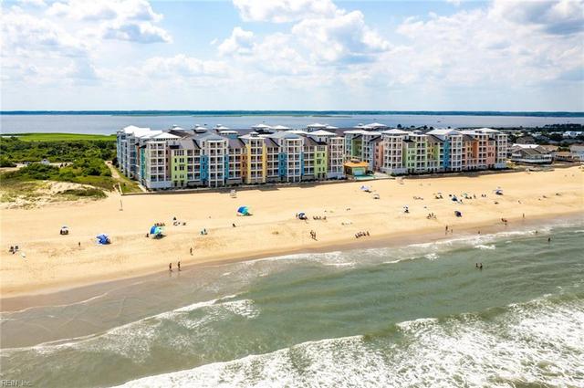 3738 Sandpiper Rd #426B, Virginia Beach, VA 23456