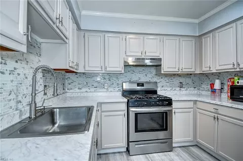 Kitchen - 2412 Pine Tree Way, Suffolk, VA 23434 photo 2 of 5