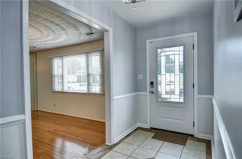 Entry Way - 2412 Pine Tree Way, Suffolk, VA 23434 photo 2 of 2