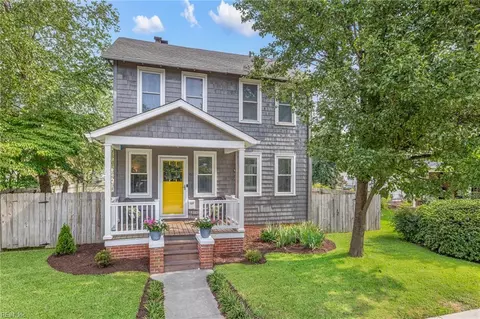160 W Ocean Ave, Norfolk, VA 23503