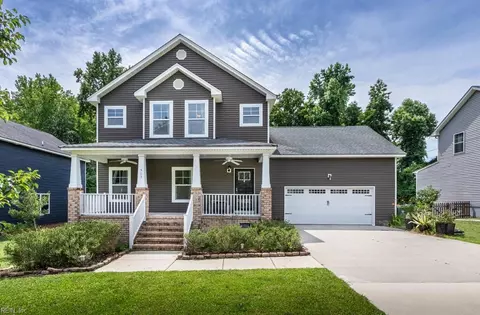 513 Taliaferro Rd, Newport News, VA 23603