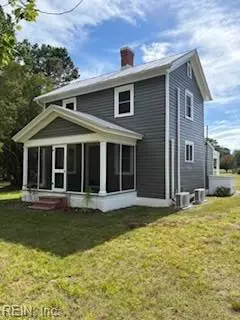 9 Greene Rd, Mathews, VA 23109