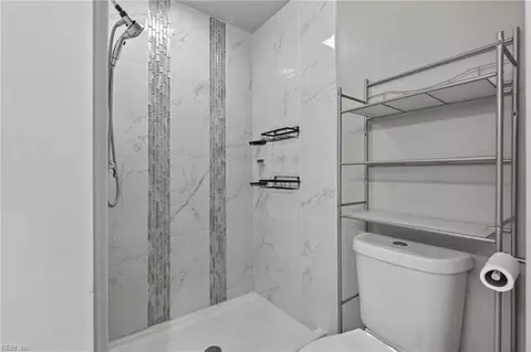 Bath - 3316 Stilworken Dr, Chesapeake, VA 23321 photo 2 of 4