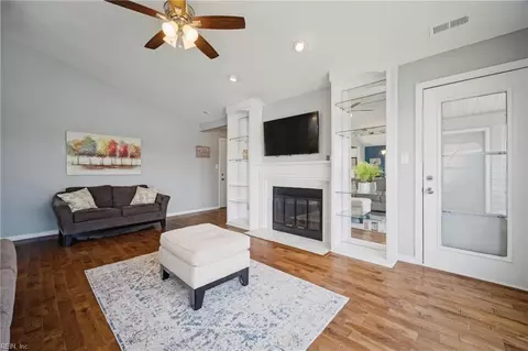 Other - 230 Dockside Dr #C, Hampton, VA 23669 photo 4 of 8