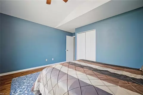 Bedroom - 230 Dockside Dr #C, Hampton, VA 23669 photo 4 of 4
