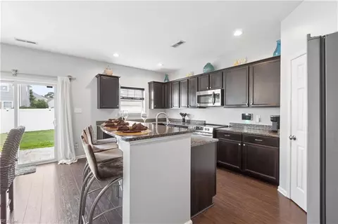 Other - 19 Ravenscroft Ln, Hampton, VA 23669 photo 2 of 12