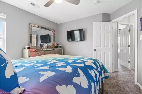 Bedroom - 19 Ravenscroft Ln, Hampton, VA 23669 photo 7 of 7