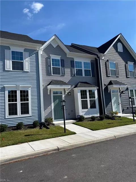 105 Margaret Reid Pw Pkwy, Suffolk, VA 23434