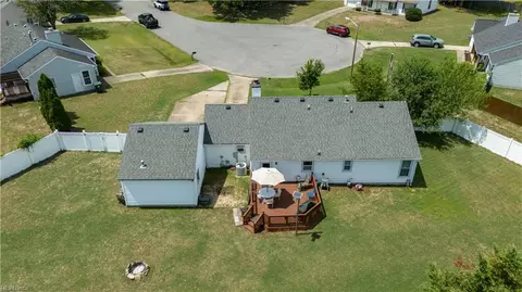 879 Maple Ct, Smithfield, VA 23430 photo 36