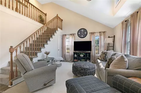 Living - 55 Brogden Ln, Hampton, VA 23666 photo 1 of 1