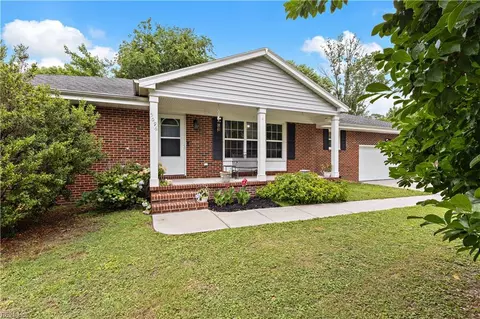 5096 Rochelle Rd, Virginia Beach, VA 23464