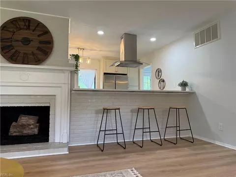 5424 Hatteras Rd, Virginia Beach, VA 23462