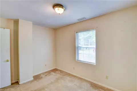Bedroom - 4152 Pughsville Rd, Suffolk, VA 23435 photo 5 of 6