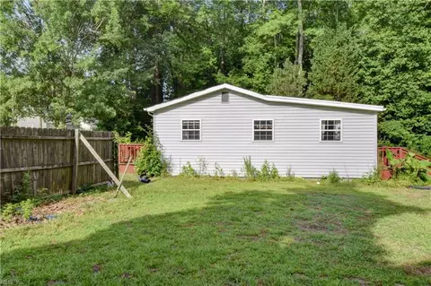 Exterior - 4152 Pughsville Rd, Suffolk, VA 23435 photo 4 of 6