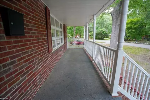 Exterior - 22 Mimosa Cres, Hampton, VA 23661 photo 5 of 8