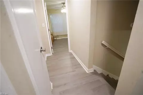 Entry Way - 22 Mimosa Cres, Hampton, VA 23661 photo 3 of 3