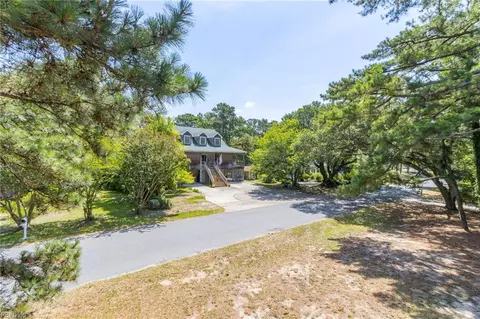 Exterior - 1522 Ketch Ln, Kill Devil Hills, NC 27948 photo 4 of 5