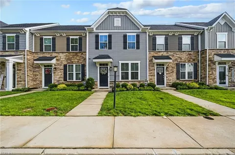 4014 Grove Point Dr, Richmond, VA 23223
