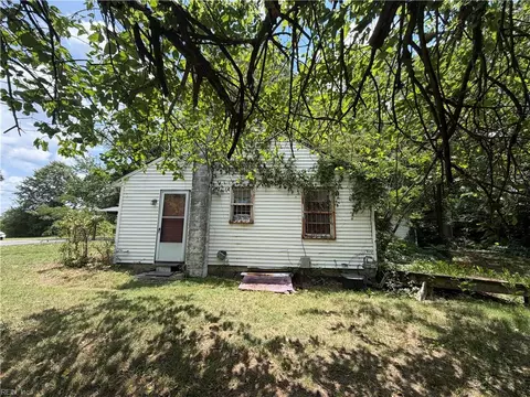 2121 Wheeling Ave, Norfolk, VA 23523 photo 4