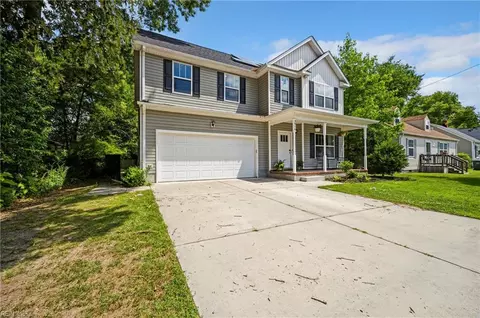 Exterior - 3816 Davis St, Norfolk, VA 23513 photo 2 of 9