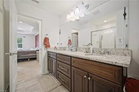 Entry Way - 3816 Davis St, Norfolk, VA 23513 photo 10 of 11