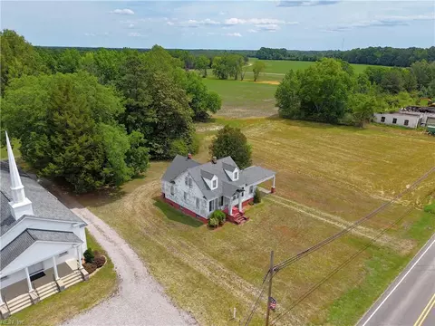373 Colonial Trl, Surry County, VA 23883 photo 4