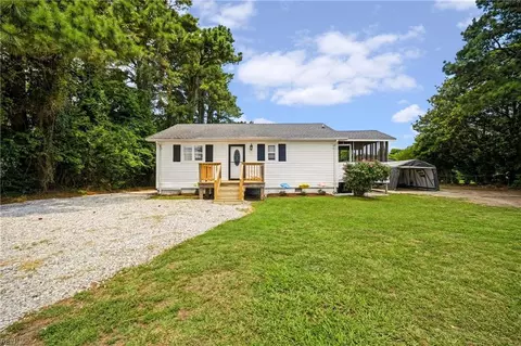 117 Bryan Rd, Knotts Island, NC 27950