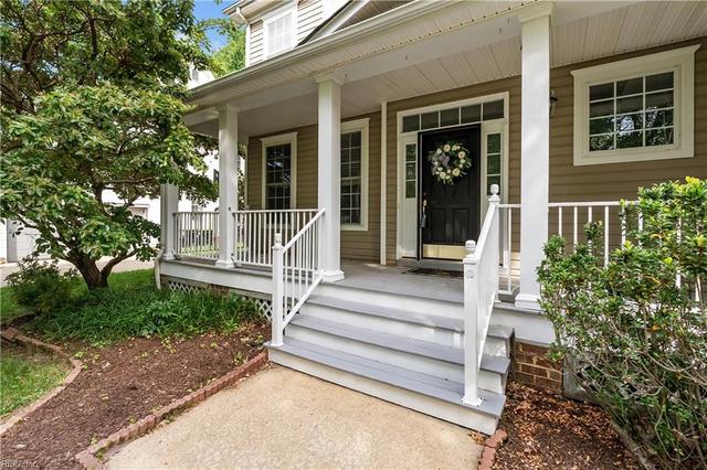 13177 Harbor Dr, Carrollton, VA 23314