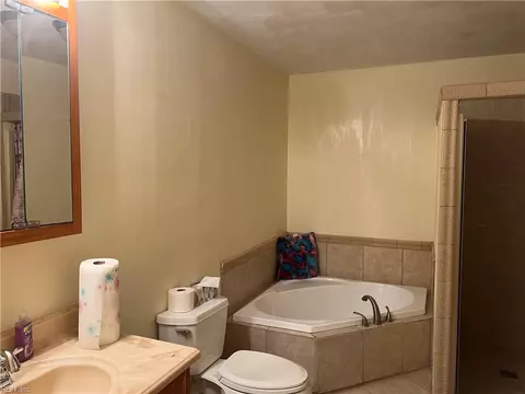 219 Cobb St, Franklin, VA 23851 photo 5