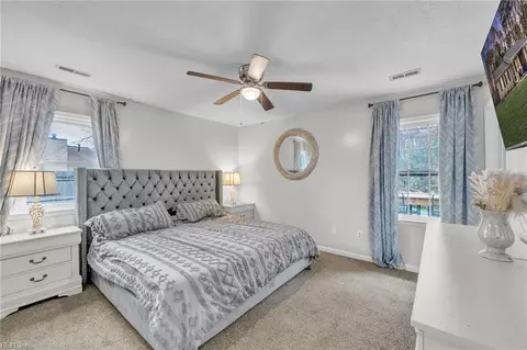 Bedroom - 5 Jimmy Cir, Hampton, VA 23666 photo 1 of 7