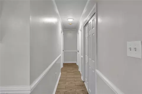 Entry Way - 5 Jimmy Cir, Hampton, VA 23666 photo 3 of 3
