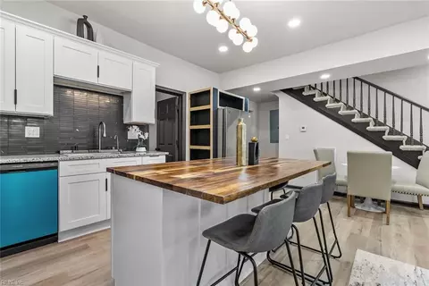 Kitchen - 724 C Ave, Norfolk, VA 23504 photo 2 of 5