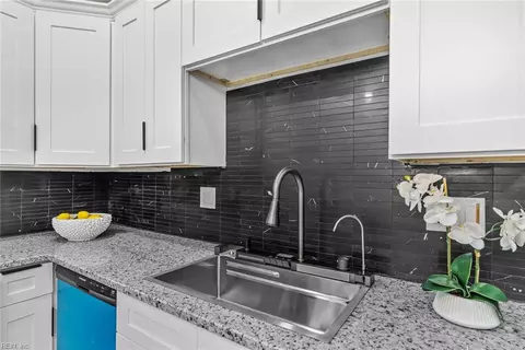 Kitchen - 724 C Ave, Norfolk, VA 23504 photo 4 of 5