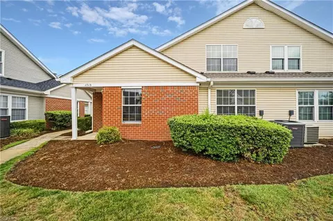 1713 Orchard Way, Chesapeake, VA 23320