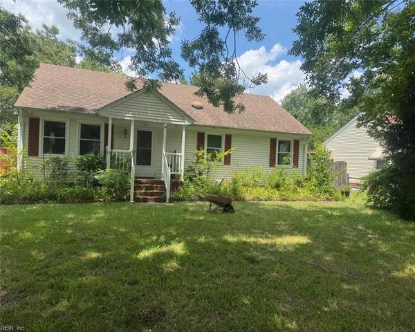 135 Francis St, Portsmouth, VA 23702