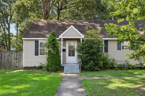 1117 Evelyn St, Norfolk, VA 23518