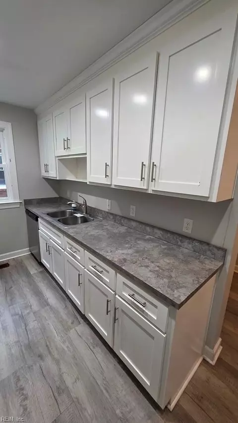 Kitchen - 130 Burns St, Hampton, VA 23669 photo 2 of 2