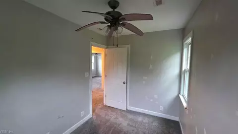 Bedroom - 130 Burns St, Hampton, VA 23669 photo 5 of 7