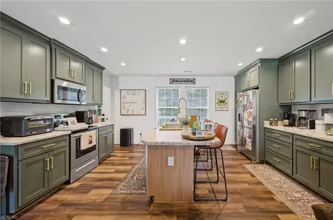 Kitchen - 4568 Johns Point Rd, Gloucester, VA 23061 photo 1 of 5