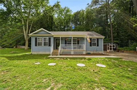 Exterior - 4568 Johns Point Rd, Gloucester, VA 23061 photo 1 of 4