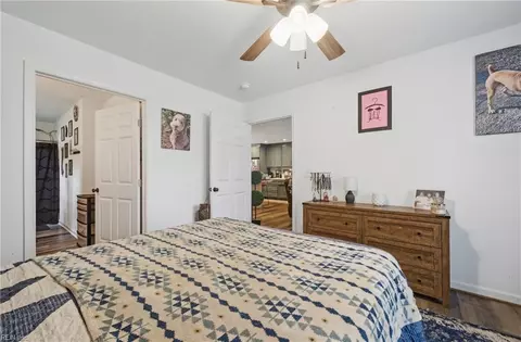 Bedroom - 4568 Johns Point Rd, Gloucester, VA 23061 photo 4 of 5
