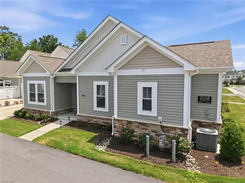 1008 Paragon Way #B, Suffolk, VA 23435