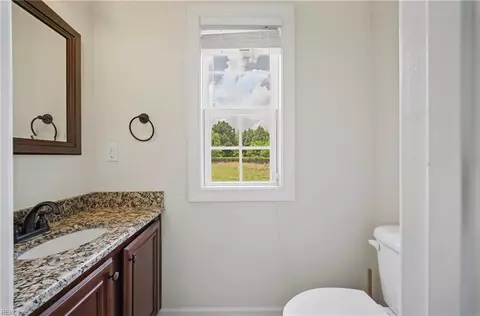 Entry Way - 273 Collins Rd, Suffolk, VA 23438 photo 4 of 7