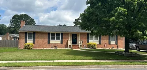 4028 Scotfield Dr, Chesapeake, VA 23321