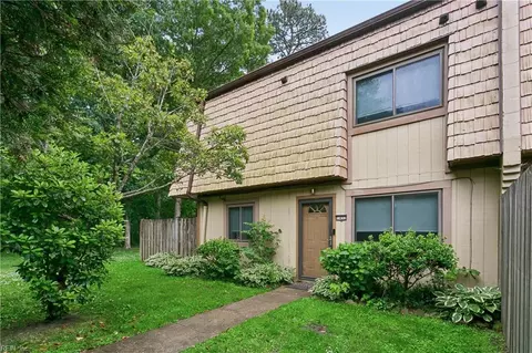 1432 Granada Ct, Newport News, VA 23608