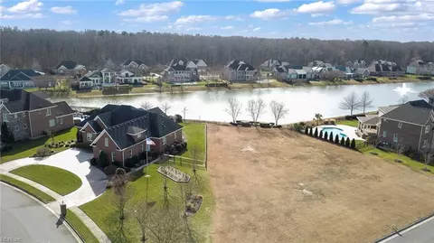 341 Scone Castle Loop, Chesapeake, VA 23322 photo 8