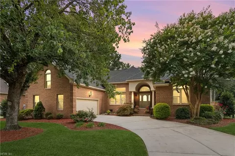 1307 Old Coach Rd, Chesapeake, VA 23322