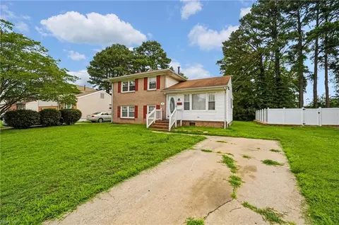 Exterior - 18 Janet Dr, Hampton, VA 23666 photo 3 of 6