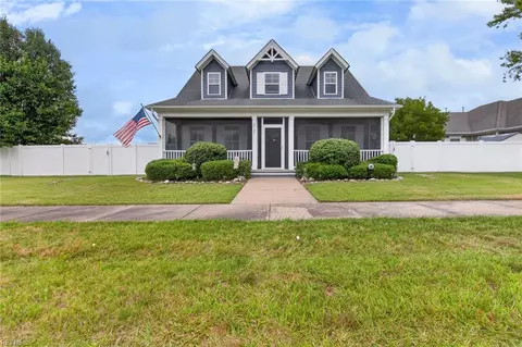 2105 Kirkby Ln, Virginia Beach, VA 23456